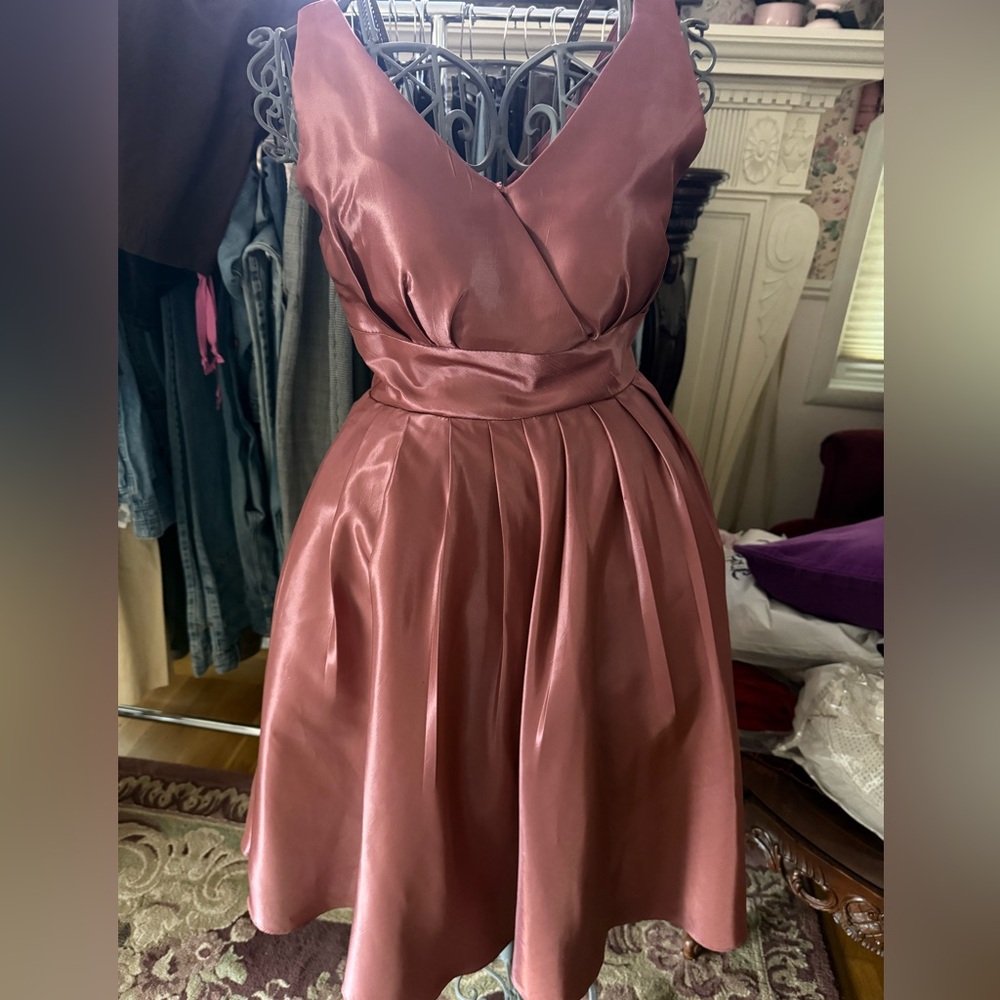 Beautiful Mauve Satin Sleeveless for special occasions wedding, party…